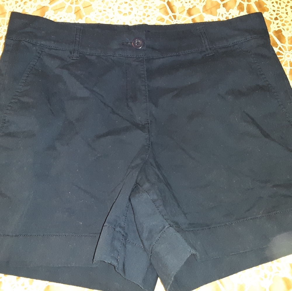 Shorts - Picture 2 of 2